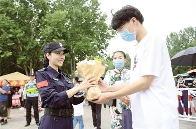 考场|考场之外，有更精彩的未来