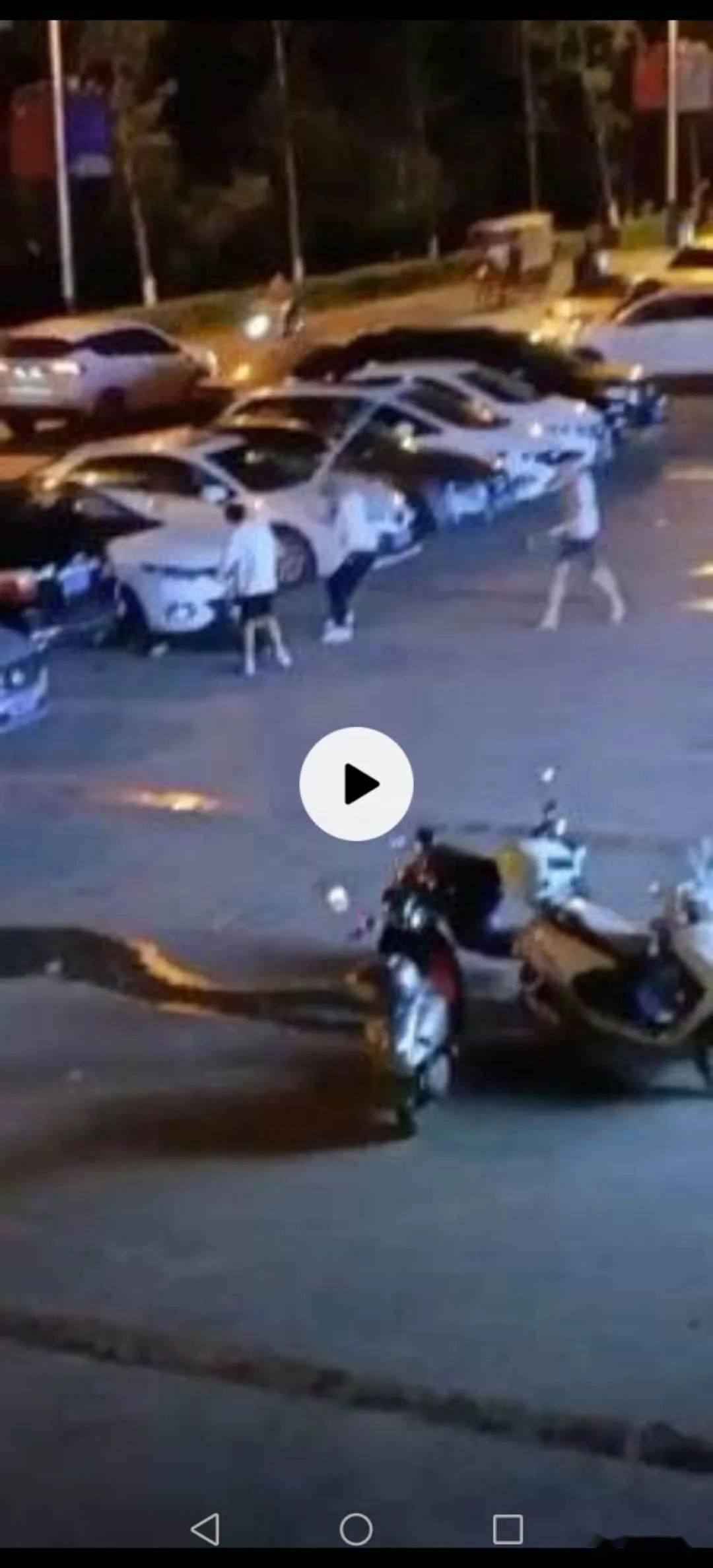 网传"靖西市新天地打架"视频小青年因这事引发,警方已