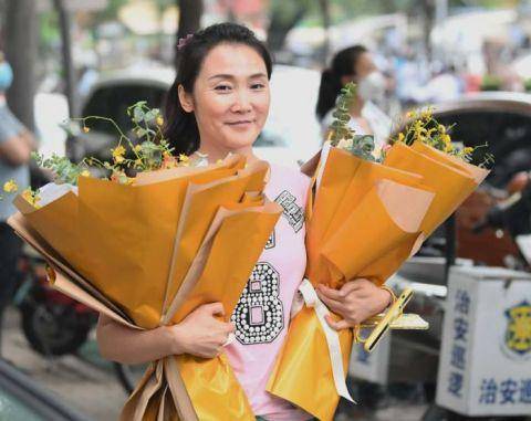 高考|现场 | 高考结束啦！