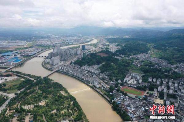 黄山市歙县人口_黄山市歙县图片(3)