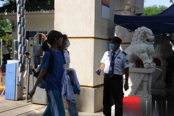 回母校|海南中学校警送别高考生 嘱咐“常回母校看看”
