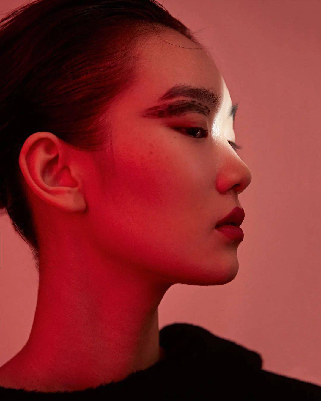 白姗|李泽懿&白姗最新大片来袭！是时候领略下东方宾利家仙女模特的魅力了...