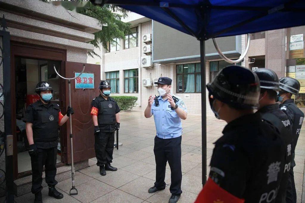 把考生当孩子，数万幕后英雄在保障新高考