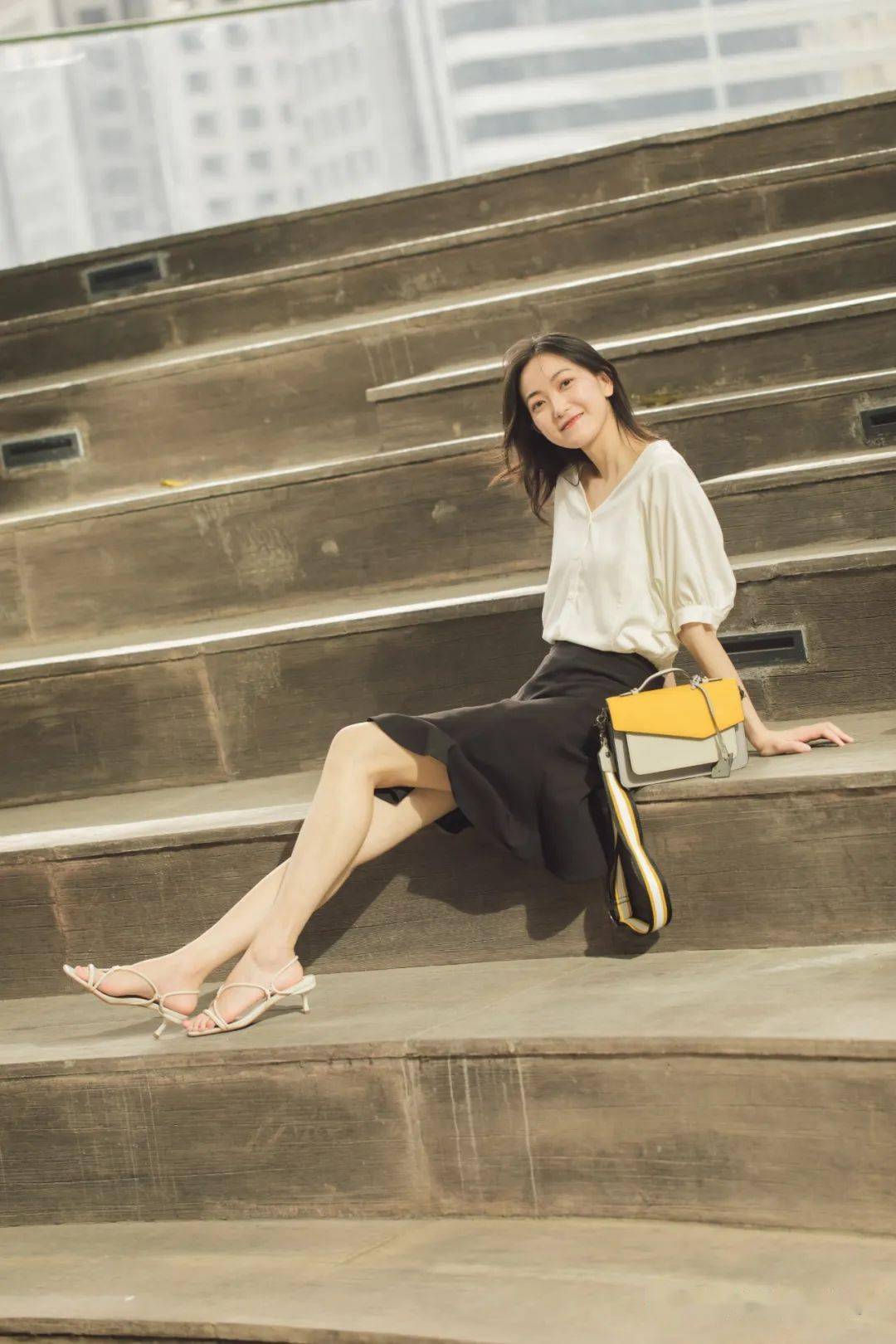 面料|上新|| 想买简约大方不过时的夏装？我精挑细选了这些