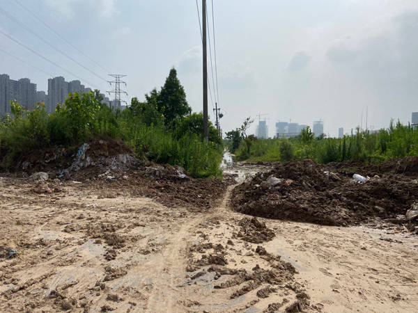 江甦淮安重大暴力襲警案始末︰當著母親和三弟面持刀殺警 江甦淮安重大暴力襲警案始末︰當著母親和三弟面持刀殺警