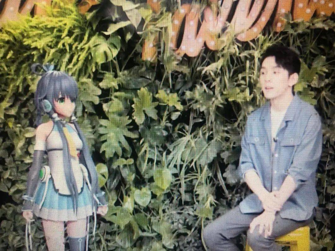 李佳琦|洛天依向李佳琦发出邀请，不只是直播带货