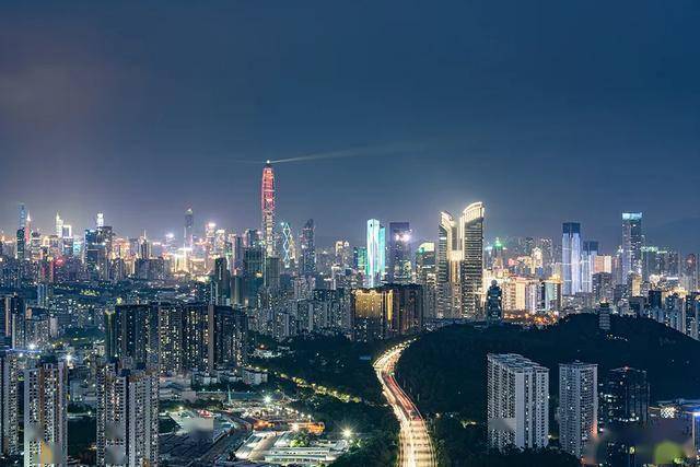 楼市半年记:岂一个慌字了得 楼市半年记:岂一个慌字了得