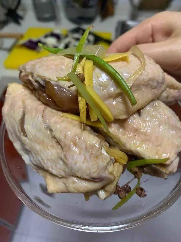 五花肉|通常都放在显眼处，吃得越多老板就越开心自助餐“最坑人”的菜