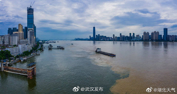 震撼!航拍武汉长江汉江