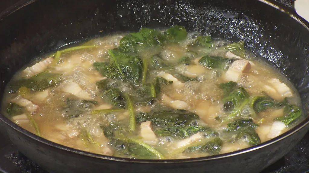 五花肉|【养生厨房】今日菜谱《白肉烩酸菠菜》