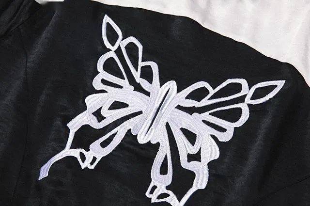 Jennie|继A$AP Rocky之后，Jennie、Kylie等人的种草又让蝴蝶元素在今年爆火。