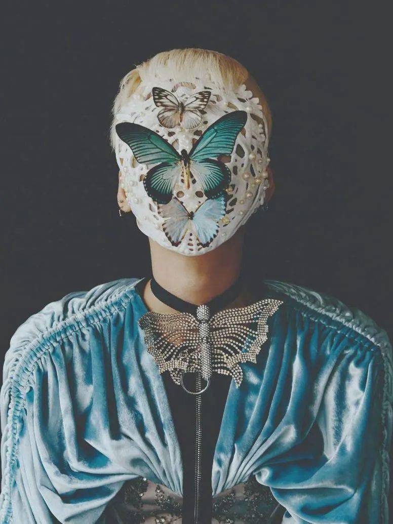 Jennie|继A$AP Rocky之后，Jennie、Kylie等人的种草又让蝴蝶元素在今年爆火。