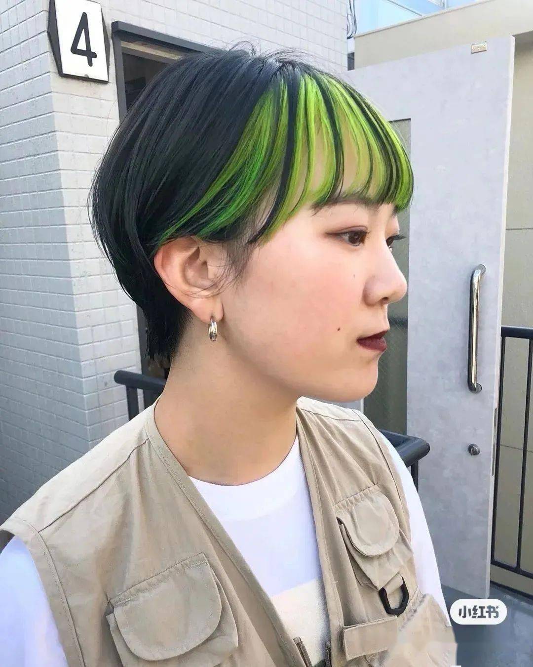 刘海|看了杨超越、Jennie们的非主流挑染 我居然有点心动