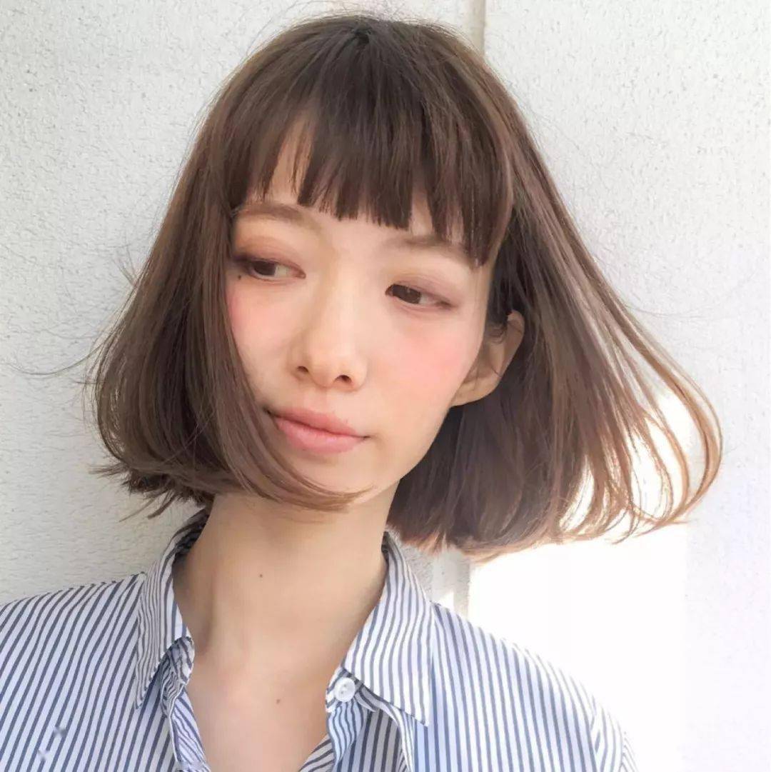 发型|22款热门日系发型告诉你：短发与刘海更配！