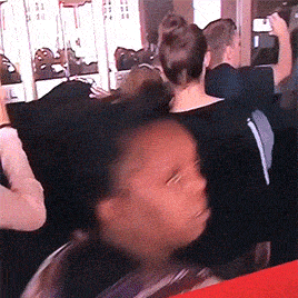 消费|“如何在高档商场里隐藏自己的穷酸？”