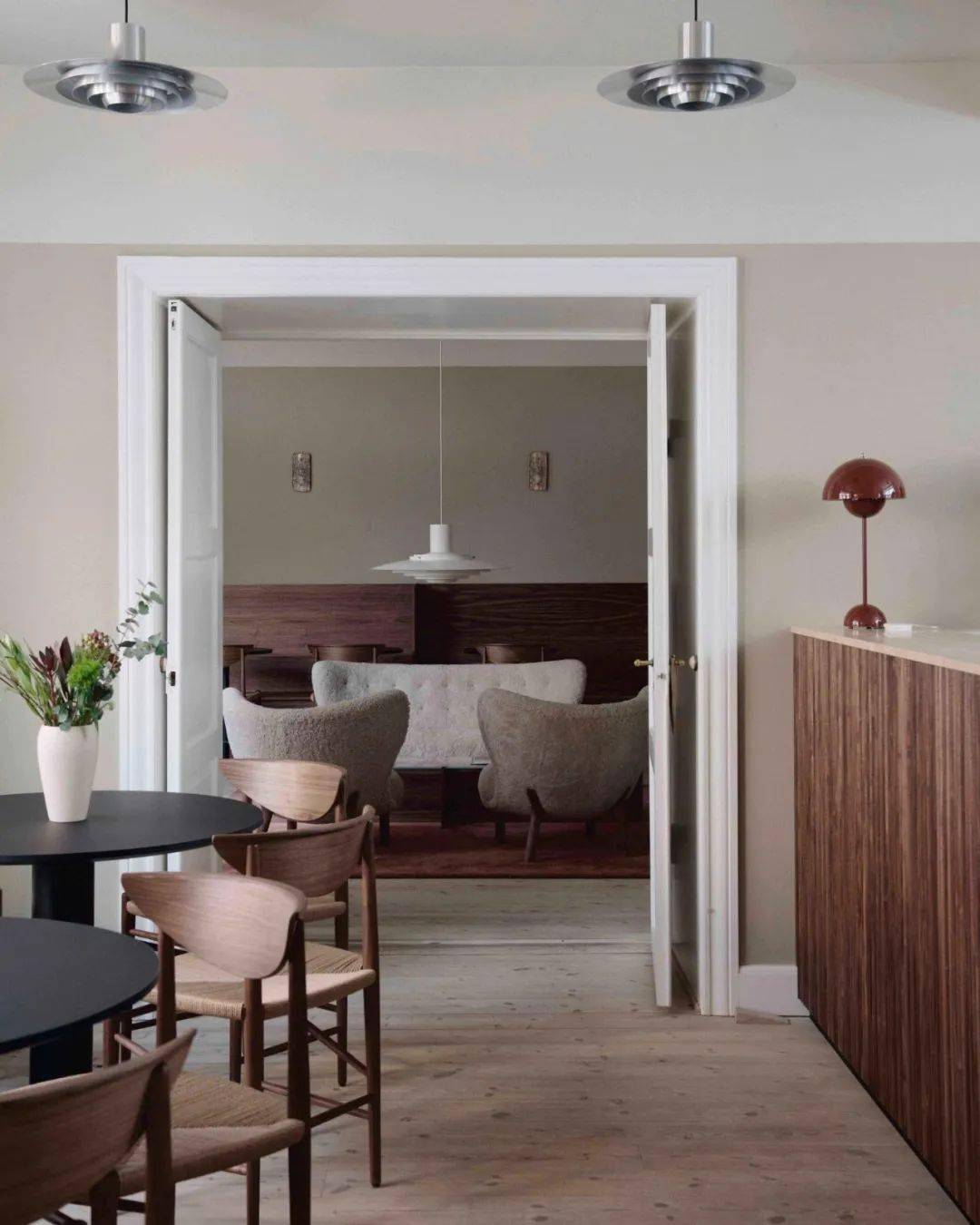 Viggo|一家温暖且高级的咖啡店，该如何设计？