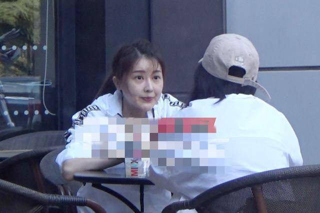 上海法院|甘薇欠5.3亿后朴素露面 出事后感慨:体会人情冷暖