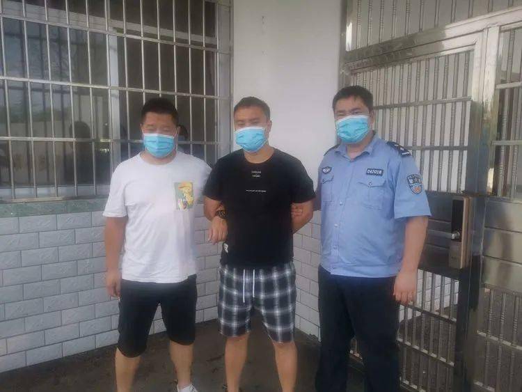 派出所人口普查中抓获逃犯_人口普查(3)