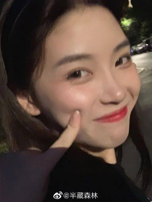 cr|比起渣女妆,这个欲而不骚的妆容才是高段位吧!