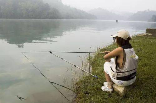 夏季钓鱼千万不能做那些事儿