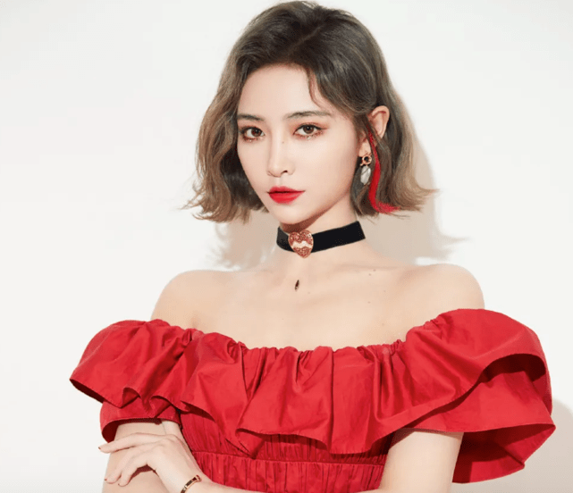 头发|不吹不“黑”，挑着染正当红！