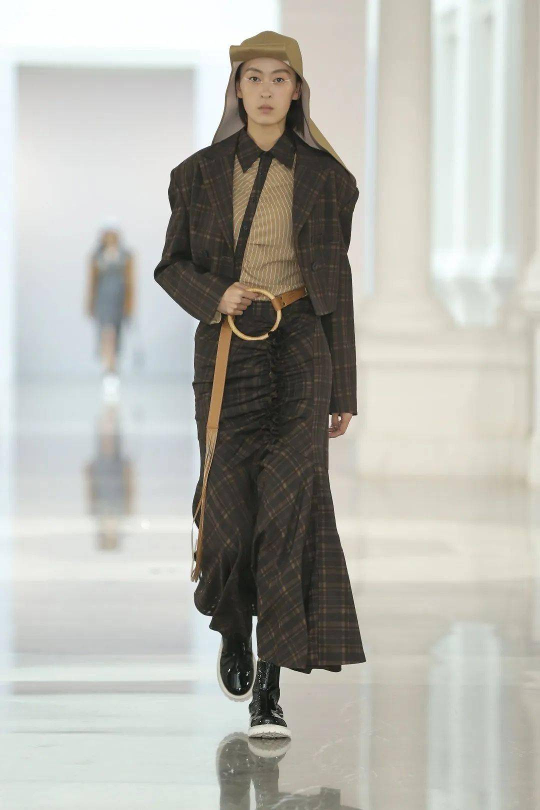 品牌|姐姐们乘风破浪的战袍，原来出自这些深圳宝藏品牌！