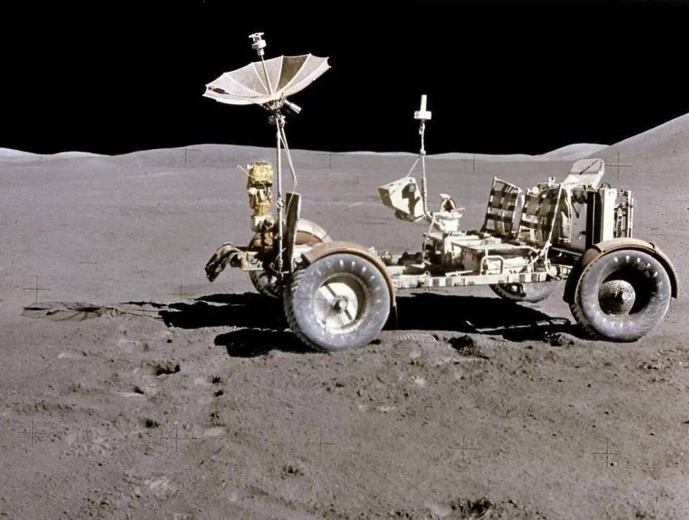 汽博馆科普课堂人类月球日驾着月球车去兜风