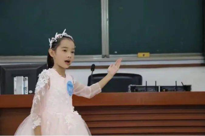 志存高远坚韧踏实2020届星级毕业生刘峥茗