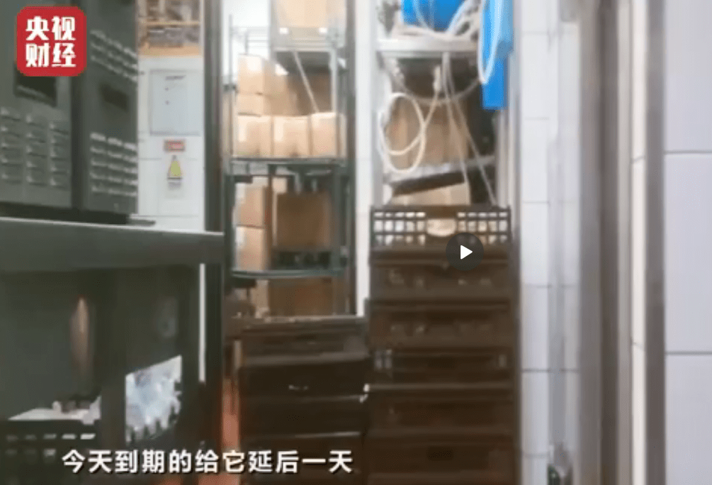 315曝光“过期汉堡”只是冰山一角，这6大隐患正在危害孩子的生命安全