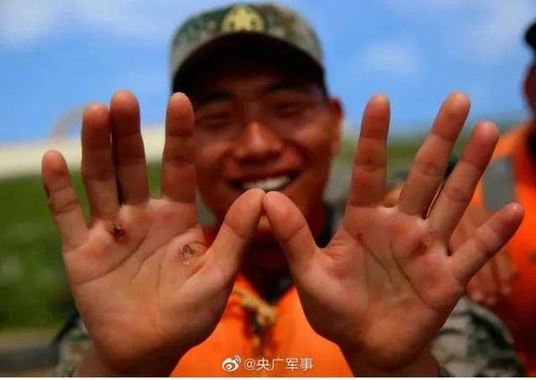 抗洪|为你赴汤蹈火，也为你满眼柔情