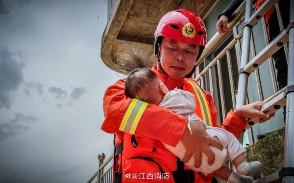 抗洪|为你赴汤蹈火，也为你满眼柔情