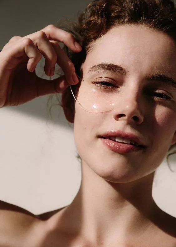 皮肤|不过敏、不油腻、不糊脸的夏日凉感护肤清单被我找到了