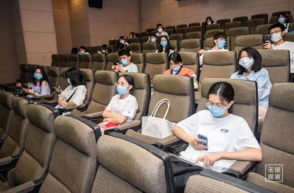 无锡|首日票房！无锡冲进了全国前十！