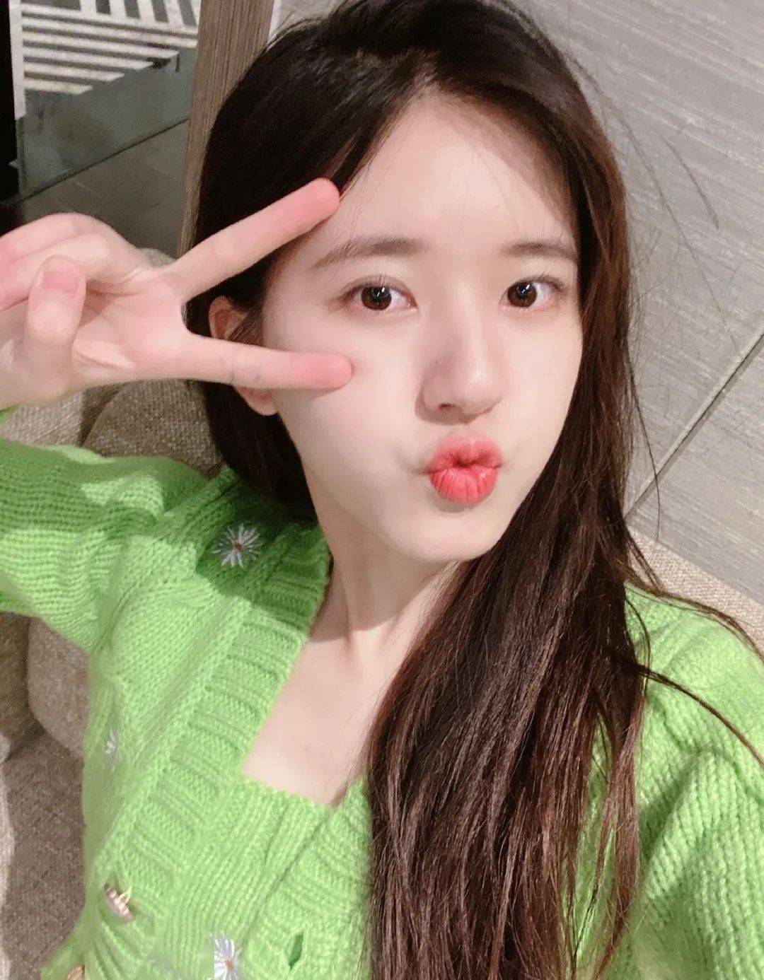 香水|不知道选什么香水？跟着欧阳娜娜、赵露思、关晓彤……购买就行了