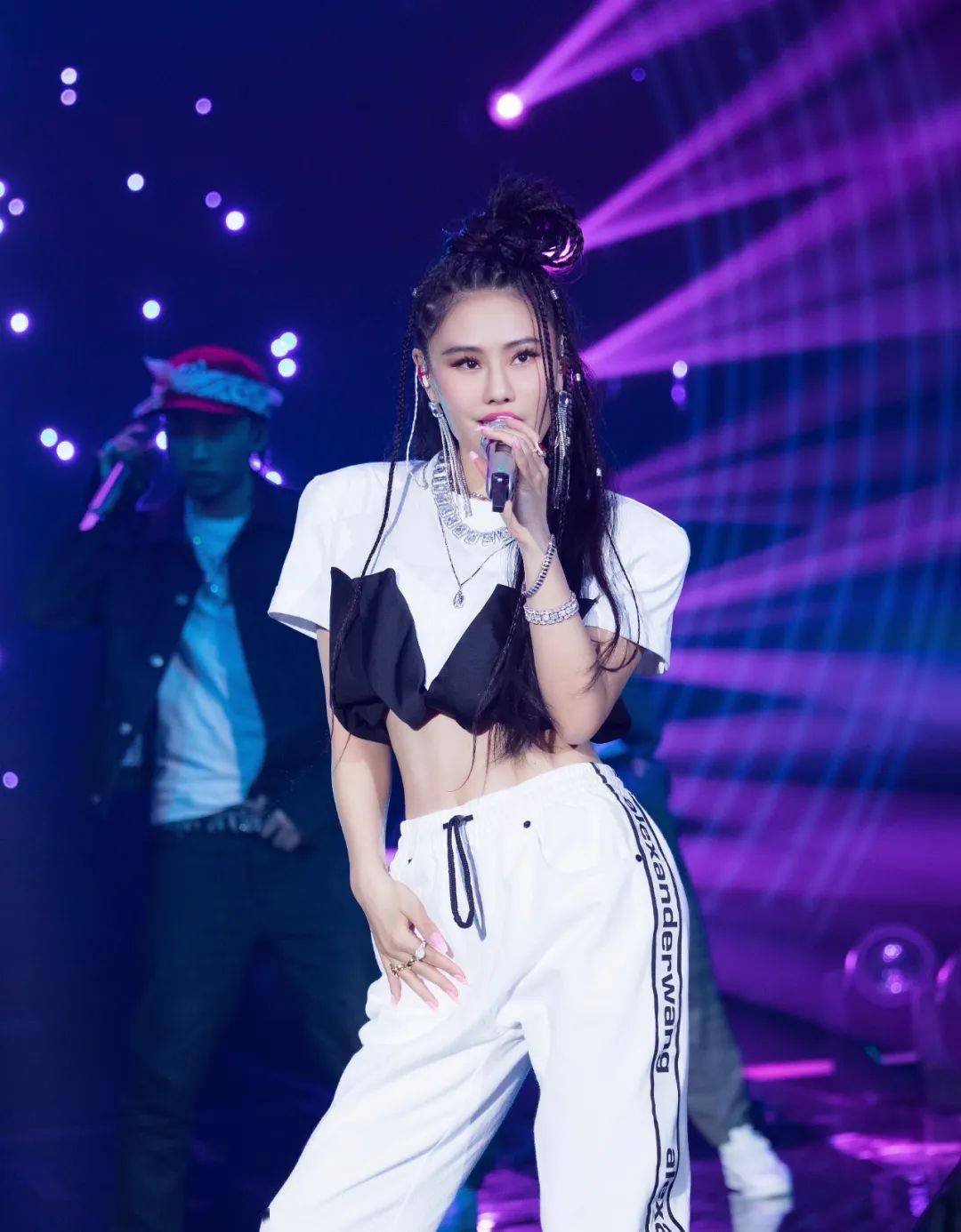 音乐|袁娅维 ｜一个音乐领域里的性情中人