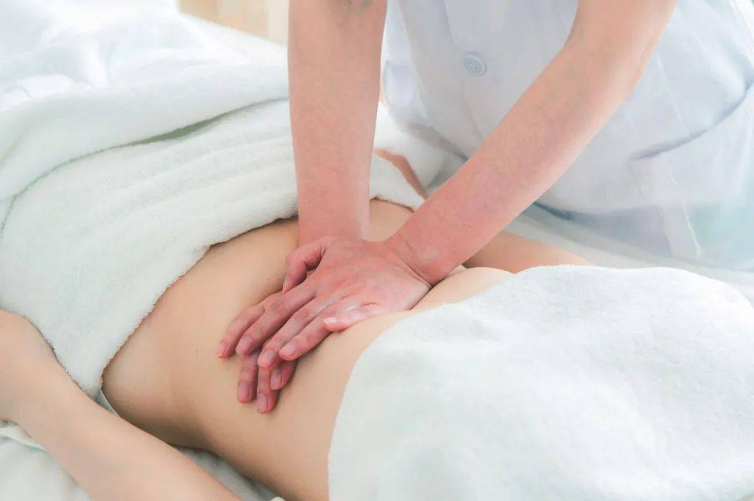 茜尔维亚|不用运动躺着瘦！魔都这家开了13年的修身店太洋气了！