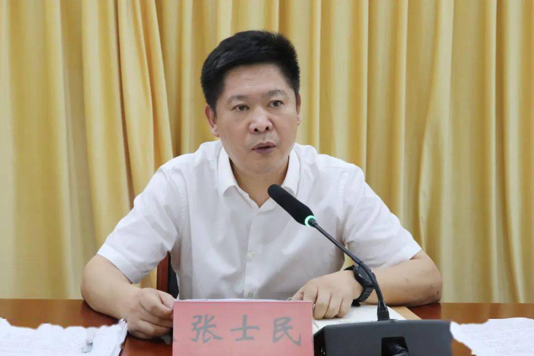 政府县长李行军,县人大常委会主任张运涛,县政协主席潘栋军等县四大