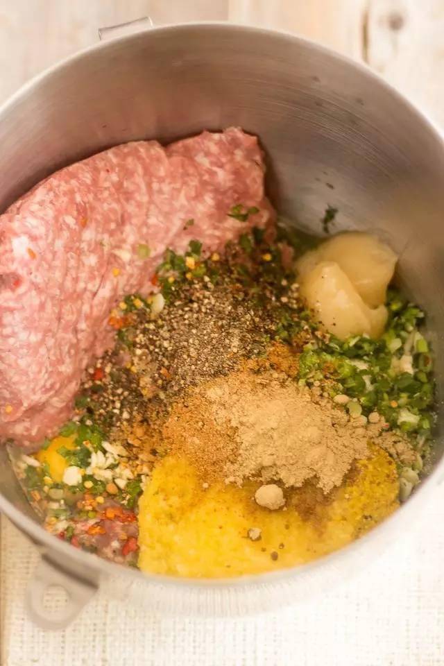 调料|好吃到逆天啦！自制肉丸原来这么简单！香软弹牙、唇齿留香