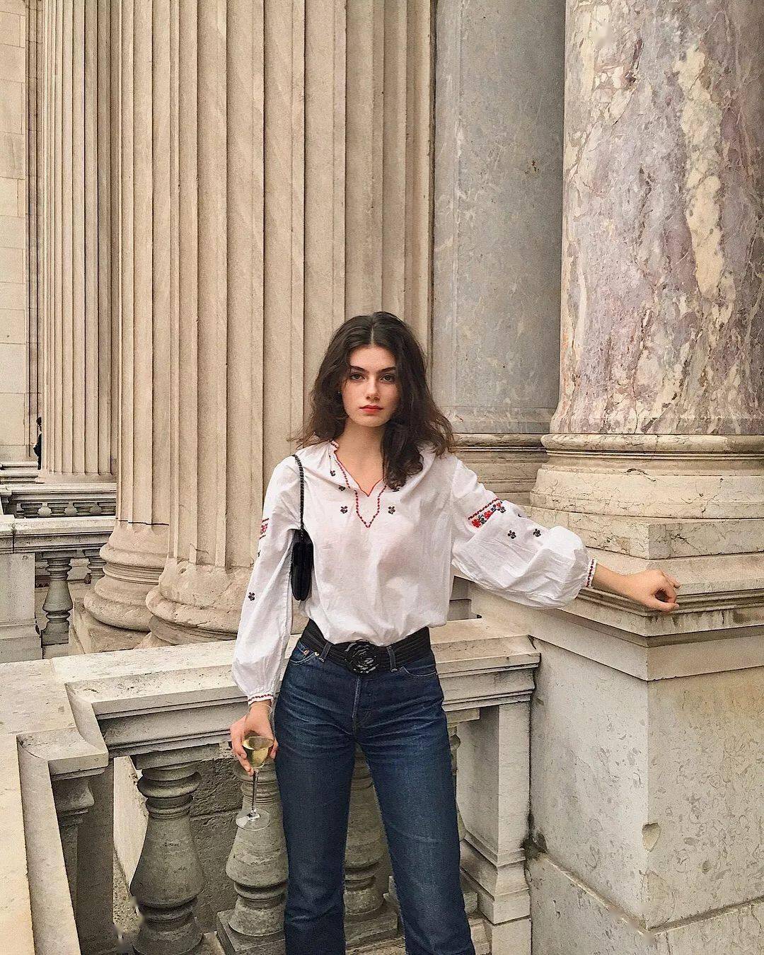 blouse|别总穿极简了,2020年“法式风”最流行!好看又高级!