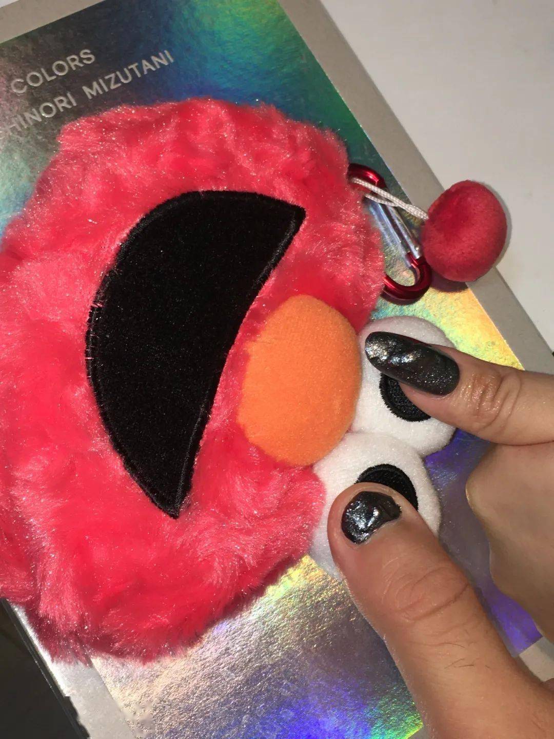 男朋友|情侣之间的新玩法？一起美甲、染发、护肤……