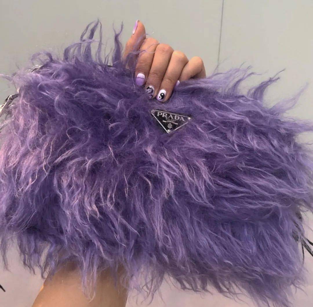 指甲|不再迷恋BLACKPINK的美甲， 我已亲自安排上3D美甲！