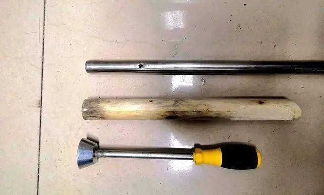 饵料|加点蚯蚓土，比买的饵料更好用自制饼饵全过程解密