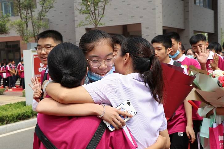 青春|毕业季丨青春未央，激扬梦想