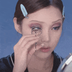 关晓彤|谁还不是个小公主呐？钟楚曦、关晓彤COS的公主妆，我们也能行~