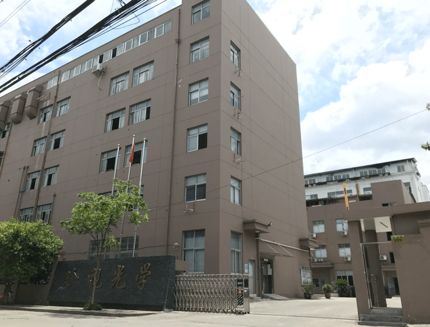 logo|中国代工厂的尴尬：100块的墨镜，贴上logo，售价翻10倍