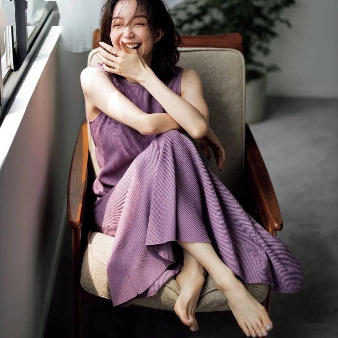 鞋子|50套夏日穿搭，照着穿就对了