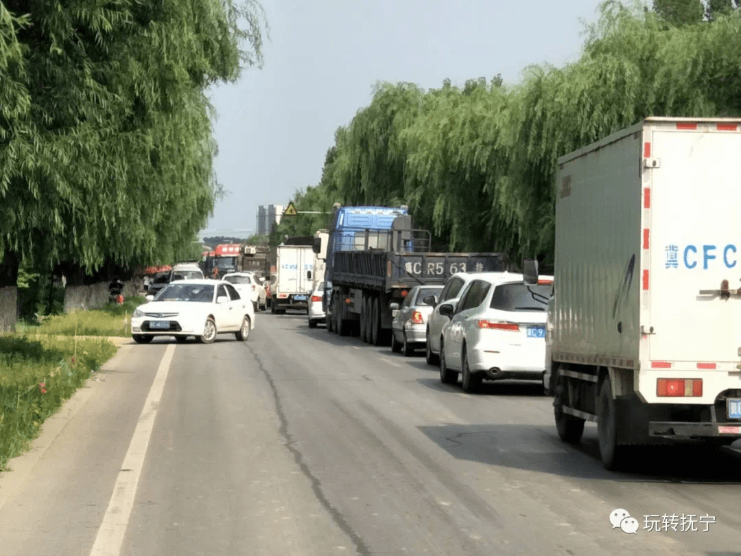 拥堵的102国道,不只是窄!