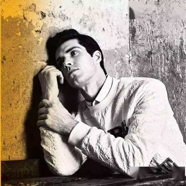 罗伯托·波雷|这个舞台上的王子,绝对秒杀一切小鲜肉!