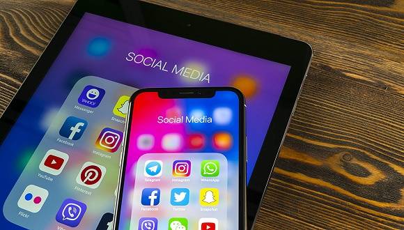 AppAnnie|对话AppAnnie高管：疫情让人们更依赖移动设备，居家办公学习成常态