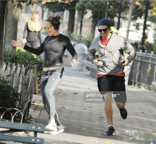 漫威女孩1个月连塌四房！抖森热恋被曝想和剑桥